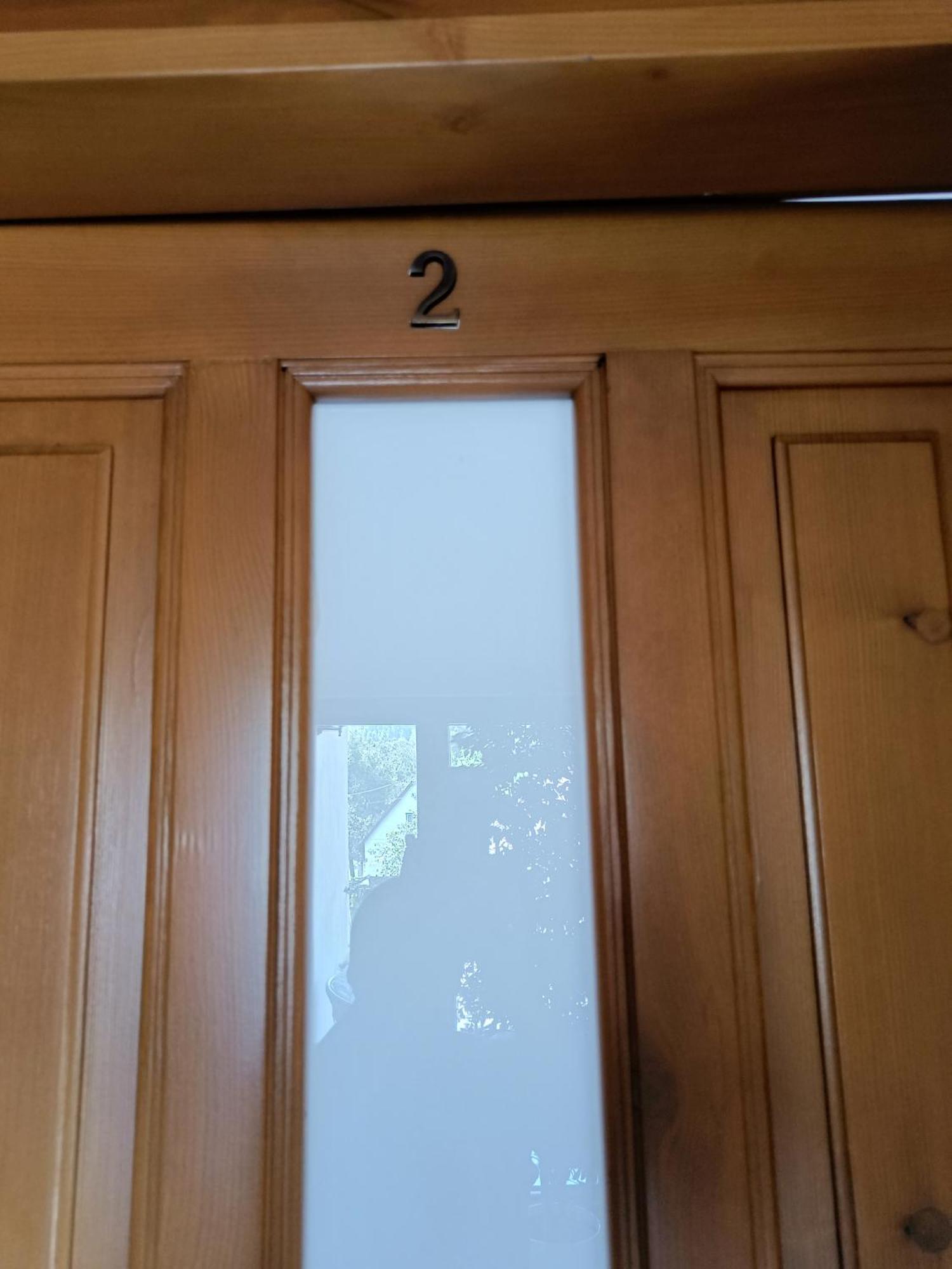 Pod Modrzewiami Appartement Milówka Kamer foto