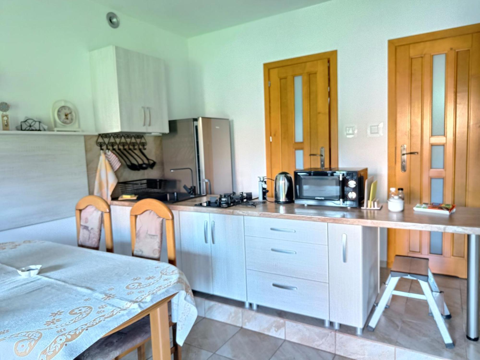Pod Modrzewiami Appartement Milówka Buitenkant foto